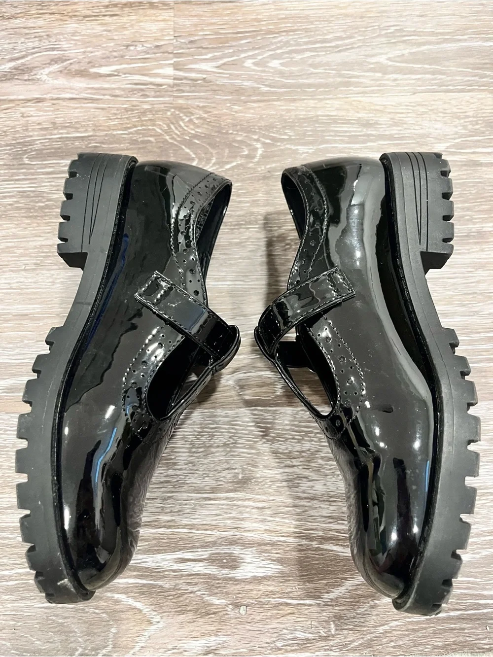 GAP Kids Black Patent Mary Jane Dress Shoes